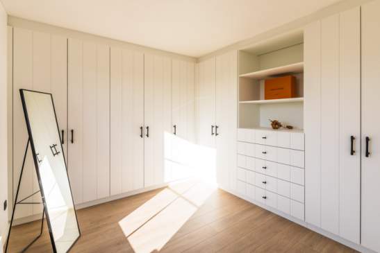 Kleerkast op maat in dressing 1