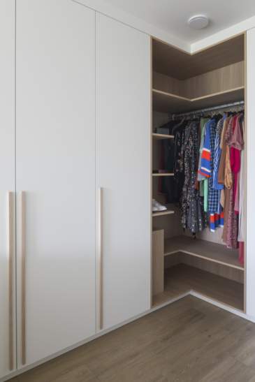 Kleerkast op maat in slaapkamer 1