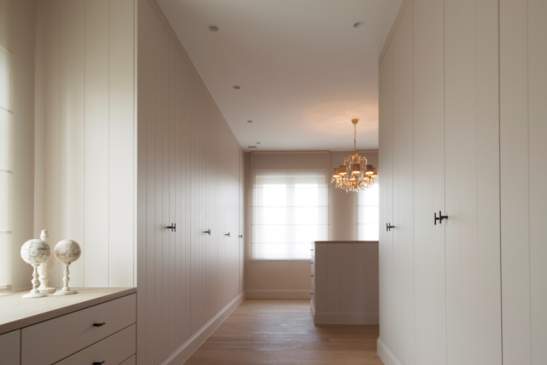 Villabouw   grote dressing met maatkasten   Project CM Vosselaar